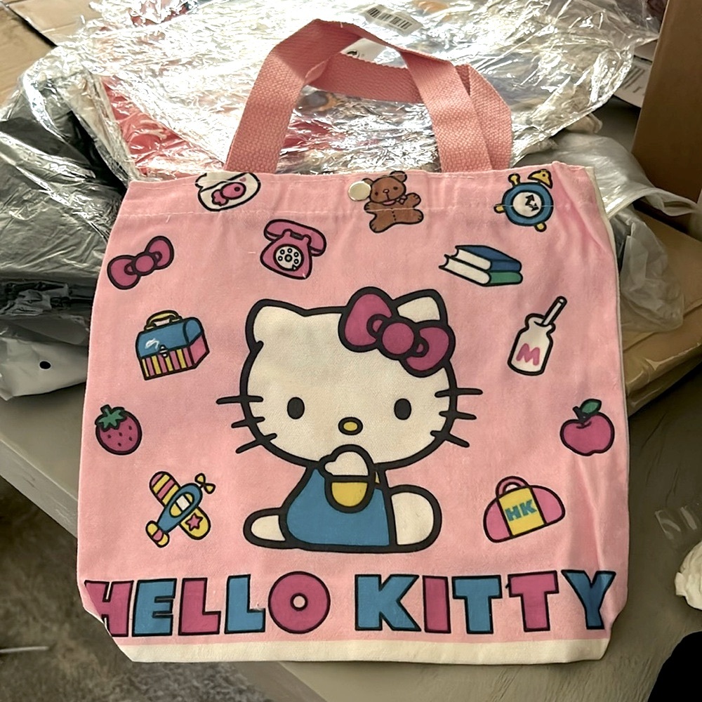 Hello Kitty Sanrio canvas tote 🩷 Pink Classic 🩷 Snack airplane milk New in bag